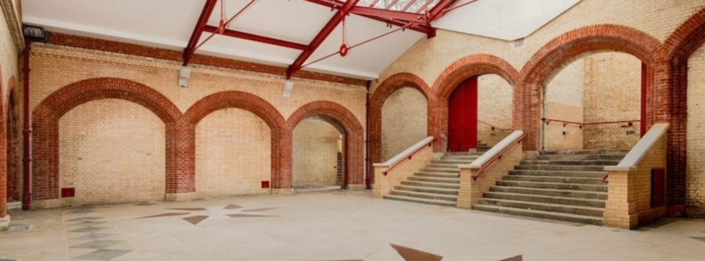 Crystal Palace Subway
